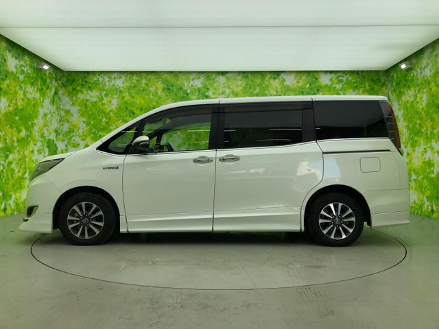 エスクァイアハイブリッド1.8 Gi