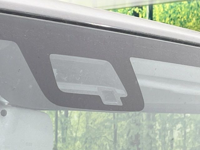 �y�X�Y�L �Z�[�t�e�B�T�|�[�g�z���s���ɑO���̎ԗ�����F�����A�Փ˂������Ȏ��͌x��ƃu���[�L�ŏՓˉ���Ɣ�Q�y�����A�V�X�g�B�����S�Ƀh���C�u�����y���݂��������܂��B