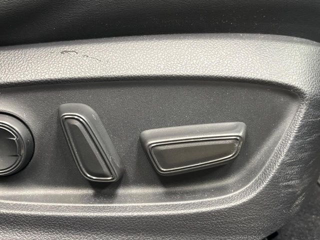 �y�p���[�V�[�g�z�X�C�b�`��ŊȒP�ɃV�[�g�̔��������\!�d��������͂�����܂���!���K�ȃV�[�g�|�W�V�����ɃZ�b�g���āA���K�ȃh���C�u�����y���݂��������B