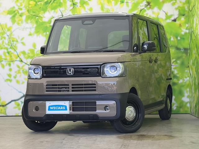 N-BOXジョイ 2トーン