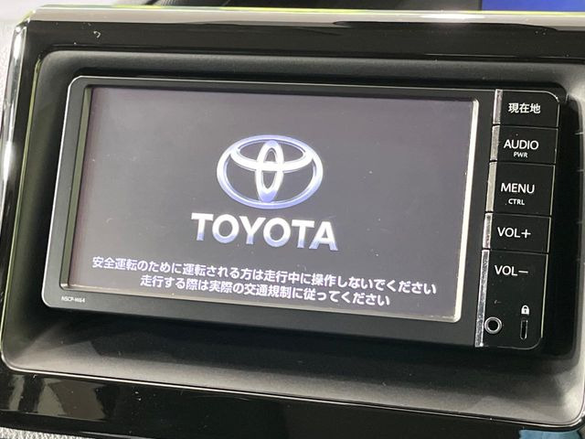 �y�����i�r�z�l�C�̏����i�r�𑕔����Ă���܂��B�i�r�̎g���₷���͂������A�I�[�f�B�I�@�\���[��!�L�����v�◷�s�͂������A�ʋ΂┃�����ȂǕ��i�̃h���C�u���y�����Ȃ�͂���