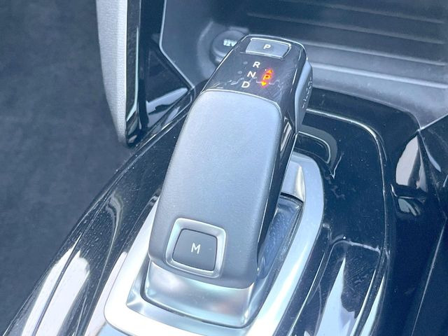 ��MT���[�h�t��AT:�ʏ�͎����ł����Ȃ���ϑ�(�M�A�`�F���W)���h���C�o�[�̑���ɂ���ĈӐ}�I�ɕς�����V�X�e���ł��B����w���i�̃h���C�u�����y���݂��������܂�!