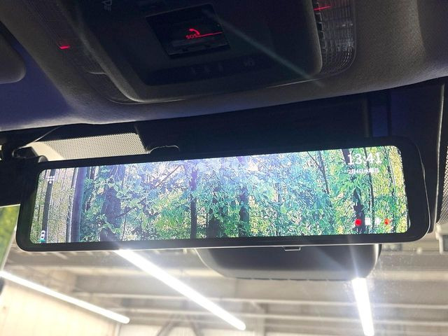 �y�f�W�^���C���i�[�~���[�z��Ȃ̑傫�ȉו��⓯��҂Ō�����m�F���Â炢���ł����S!�J�������B�e�����ԗ�����̉f�������[���~���[���ɕ\���B�N���A�Ȏ��E�ŏ󋵂̊m�F���\�ł�!