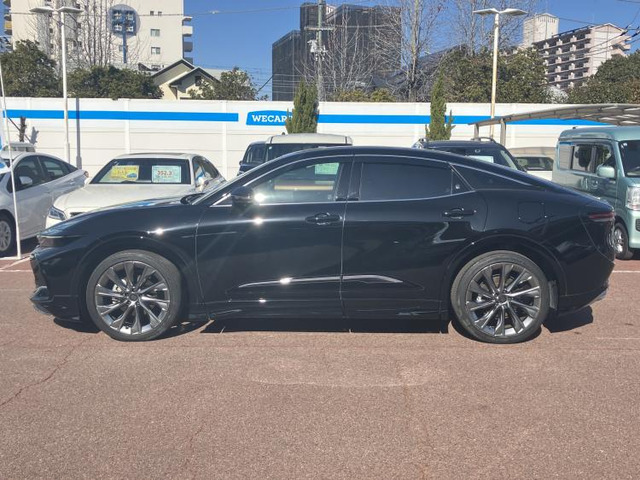 クラウンクロスオーバー2.5 G アドバンスト レザー パッケージ E-Four 4WD