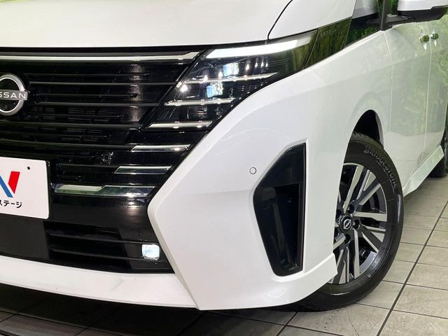 �yLED�w�b�h���C�g�z���V����ԑ��s�����ǍD�Ȏ��E���m�ۂ����S���ĉ^�]�ł��鍂�P�xLED�w�b�h���C�g�𑕔�!�_�����x�������A����d�͂��}�����Ă��܂��B