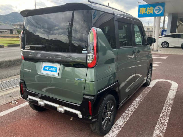 デリカミニT プレミアム 4WD