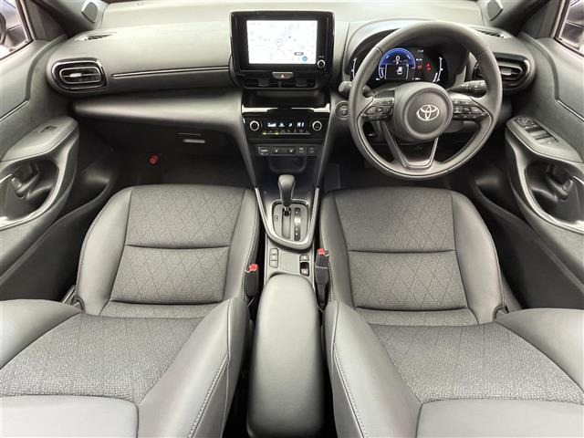 ヤリスクロス1.5 ハイブリッド Z ウルバーノ