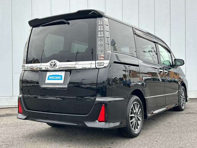 ヴォクシー2.0 ZS 煌