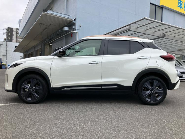 キックス1.2 X 90周年記念車 (e-POWER)