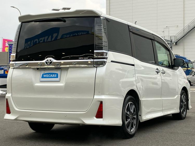 ヴォクシー2.0 ZS 煌III