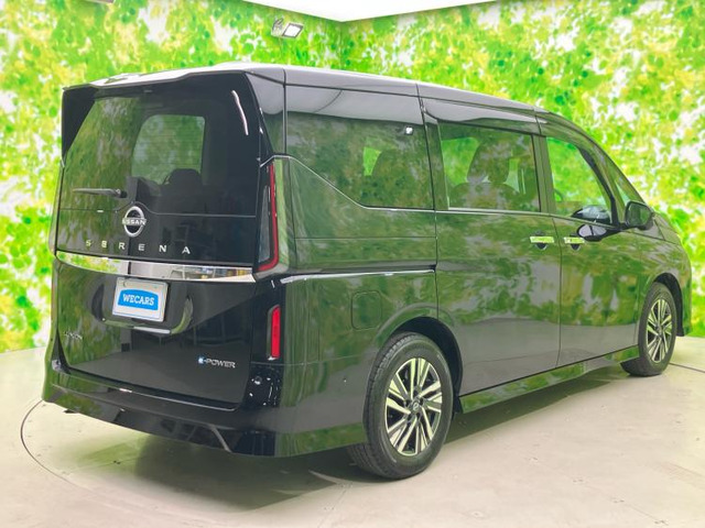 セレナ1.4 e-POWER ルキシオン