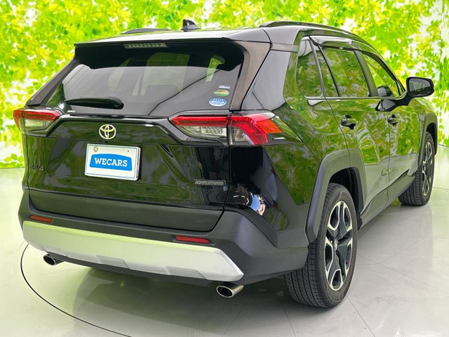 RAV42.0 アドベンチャー 4WD
