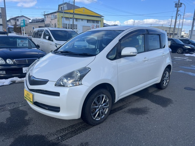 ラクティス1.5 X HIDセレクション 4WD