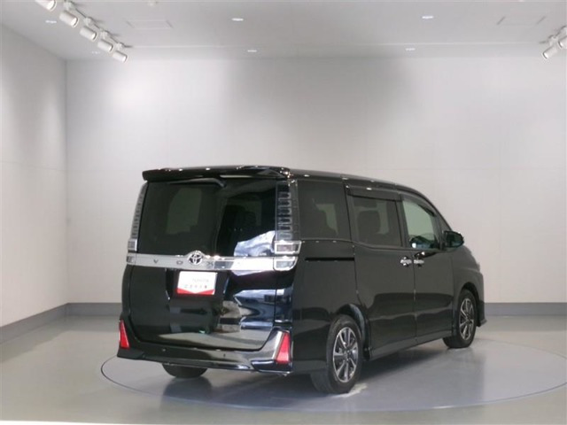 ヴォクシー2.0 ZS 煌III