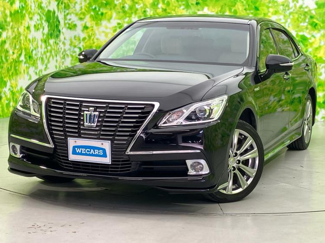 クラウンハイブリッド 2.5 ロイヤルサルーン Four 4WD