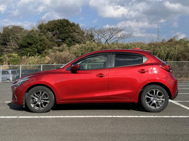 デミオ1.5 XD テーラード ブラウン