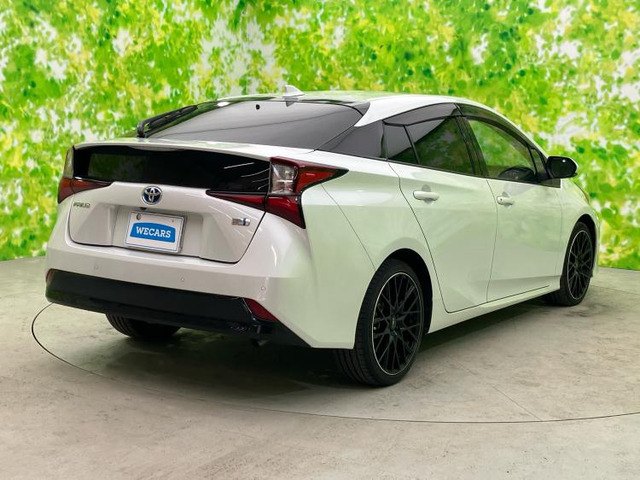 プリウス1.8 S ツーリングセレクション ブラックエディション