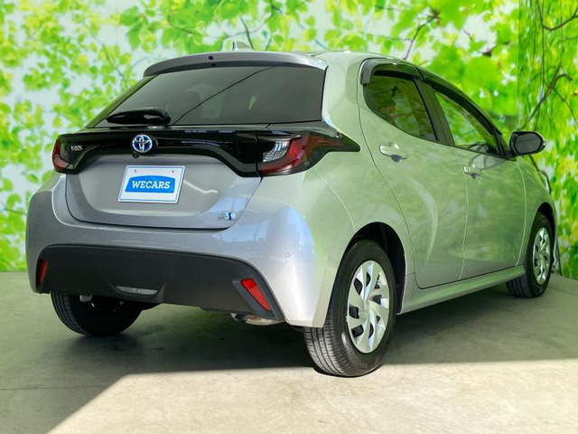 ヤリス1.5 ハイブリッド X