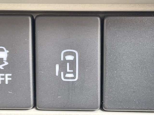 �y�p���[�X���C�h�h�A�z�X�}�[�g�L�[��^�]�Ȃ̃X�C�b�`�ŃX���C�h�h�A�̊J���\���d��������͂����ăh�A���J����K�v�������A���������q�l�ł��A�d���ו��������Ă��鎞�����N�ɊJ���߂ł��܂���