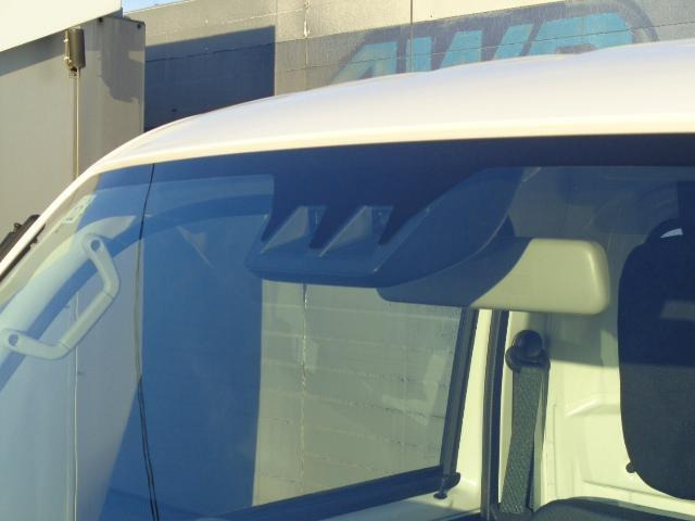 サンバートラックTB