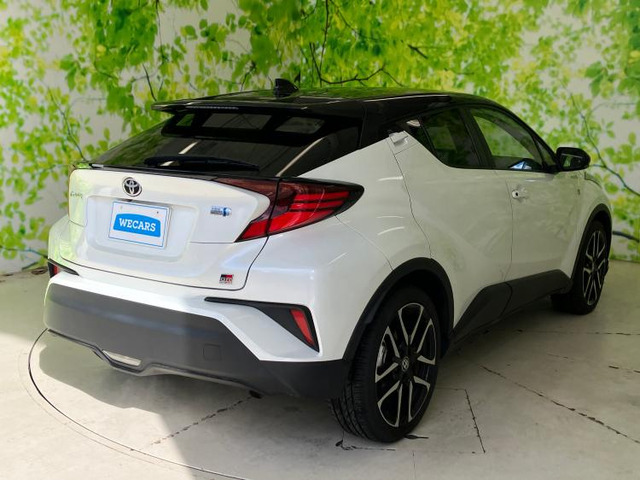 C-HRハイブリッド 1.8 S GR スポーツ