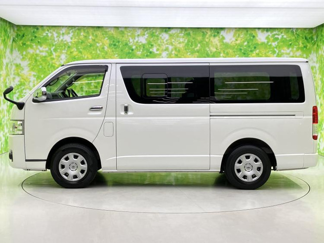 ハイエースバン