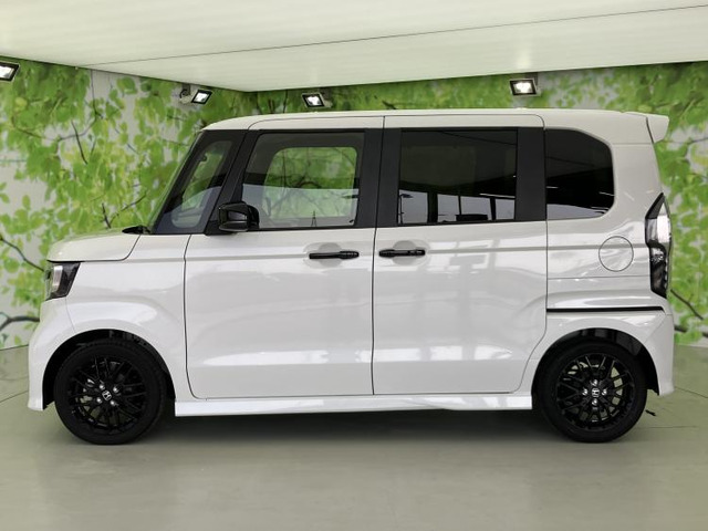 N-BOXカスタムL ターボ スタイルプラス ブラック