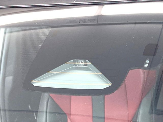 �y�v���N���b�V���Z�[�t�e�B�z�O���̎ԗ��������m���A�Փ˂������Ȏ��͌x��Œ��ӂ𑣂��A�u���[�L�𓥂ޗ͂��T�|�[�g�B�u���[�L�𓥂߂Ȃ������ꍇ�͏Փ˔�Q�y���u���[�L���쓮�A�Փˉ�����T�|�[�g���܂��B