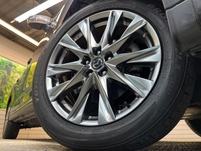 �y����19�C���`�A���~�z�C�[���z�O�ςɃ}�b�`���������A���~�z�C�[���𑕒����Ă���܂��B�e��ЊO�A���~�z�C�[����A�X�^�b�h���X�^�C�����戵�����Ă���܂��B���񂲑��k����������