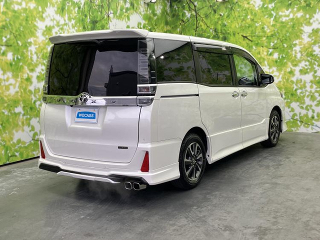 ヴォクシー2.0 ZS 煌III