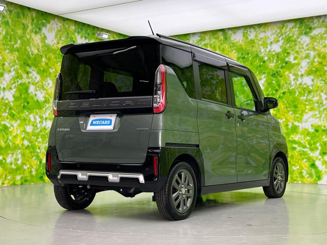 デリカミニT プレミアム 4WD