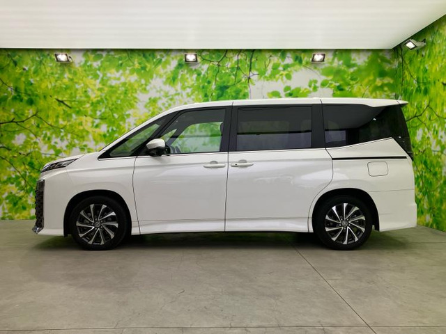 ヴォクシー1.8 ハイブリッド S-Z