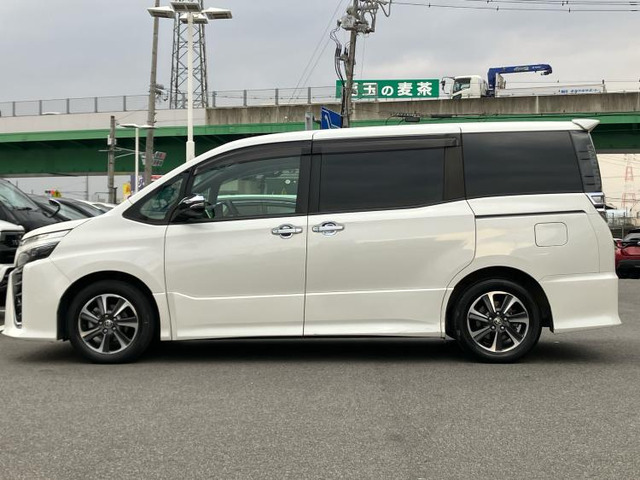 ヴォクシー2.0 ZS 煌III