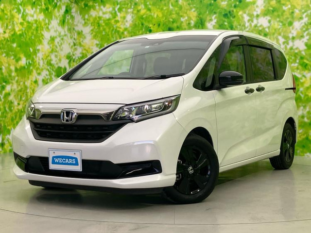 フリード1.5 G ブラックスタイル