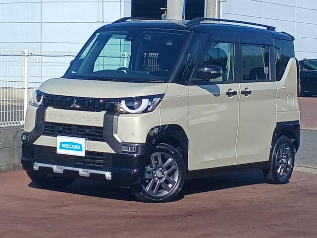 デリカミニT プレミアム 4WD