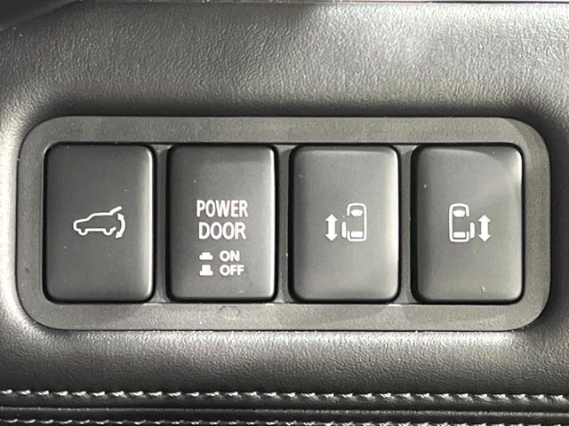 �y�����p���[�X���C�h�h�A�z�X�}�[�g�L�[��^�]�Ȃ̃X�C�b�`�Ō�ȗ����X���C�h�h�A�̊J���\���d��������͂����ăh�A���J����K�v�������A�����Ȃ��q�l�ł��ȒP�ɊJ���߂ł����K�ł���