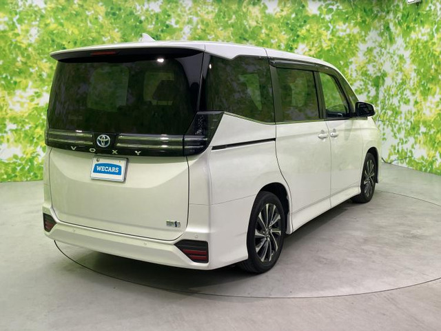 ヴォクシー1.8 ハイブリッド S-Z