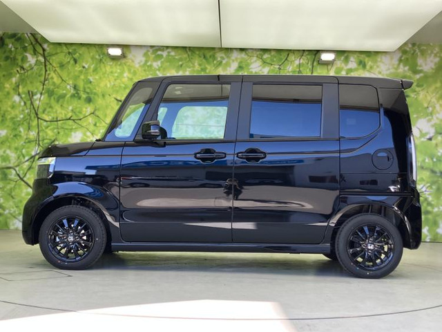 N-BOXカスタムブラック スタイル