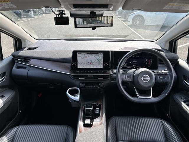 ノートオーラ1.2 G レザーエディション