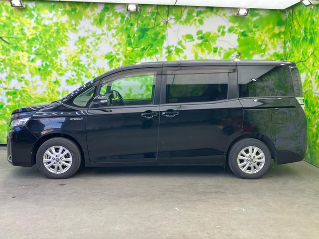 ヴォクシー1.8 ハイブリッド V