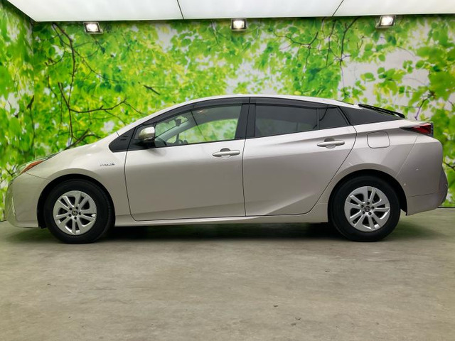 プリウス1.8 S セーフティ プラス