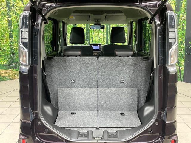 ���i�̂���������ʋ΁A���}���ɏ\���ȉ׎��X�y�[�X���m�ۂ��Ă���܂��B�Z�J���h�V�[�g��|���ƁA�傫�ȉו��̐ύڂ��\�ł���