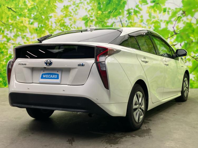 プリウス1.8 S セーフティ プラス