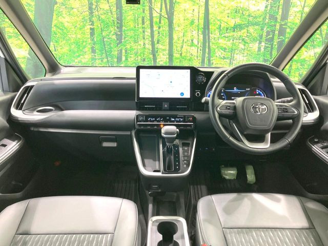 ノア1.8 ハイブリッド S-Z