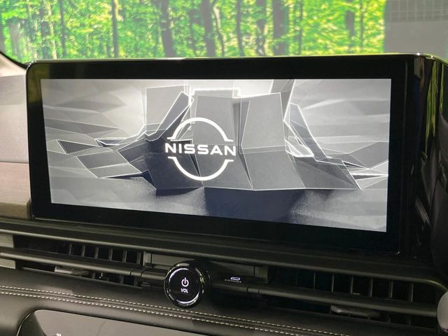 �y���[�J�[����12.3�^�i�r�z�C���e���A�ɗn�����ރX�^�C���b�V���ȁu��p�݌v�v���[�J�[�i�r�𑕔��􎋔F���⑀�쐫�ȂǊ�{���\�ɂ��D��A���㎿�ȃJ�[���C�t�����y���݂��������܂��B