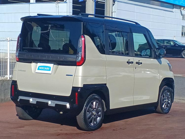 デリカミニT プレミアム 4WD