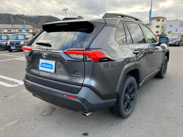 RAV42.0 アドベンチャー オフロードパッケージ 4WD