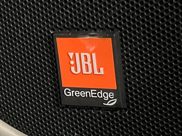 【JBLサウンドシステム付き純正ナビ】充実のナビ機能はもちろん、高度なチューニング能力が搭載されており、高音質な音楽をお楽しみいただけます♪