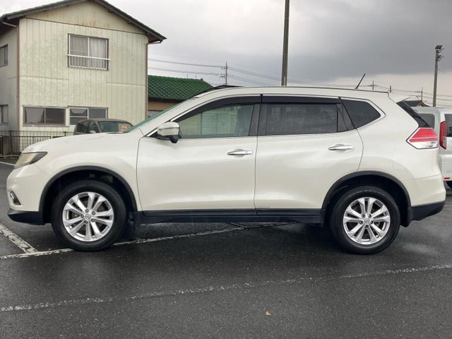 エクストレイル2.0 20X エマージェンシーブレーキパッケージ