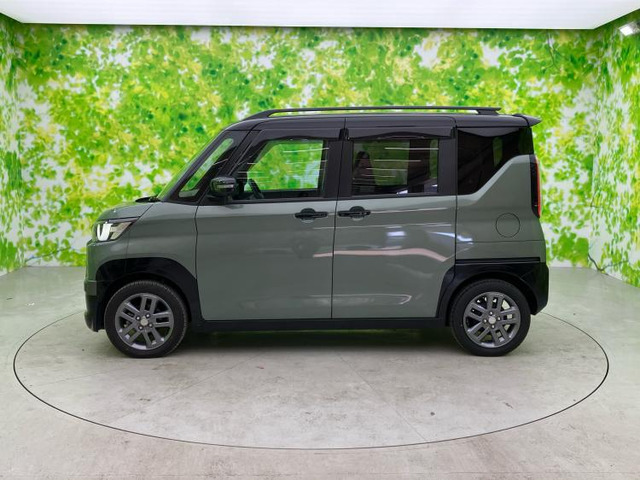 デリカミニT プレミアム 4WD